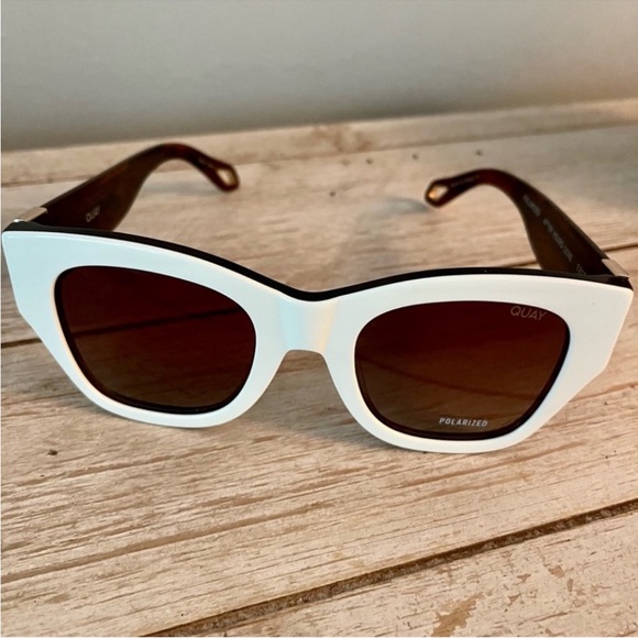 Quay AFTER HOURS Bone / Tortoise Polarized Sunglasses NWT - Picture 6 of 8